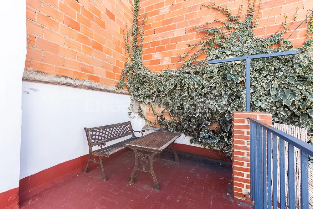Terrassa de Casa adosada en venda en Gilet amb Calefacció, Terrassa i Moblat