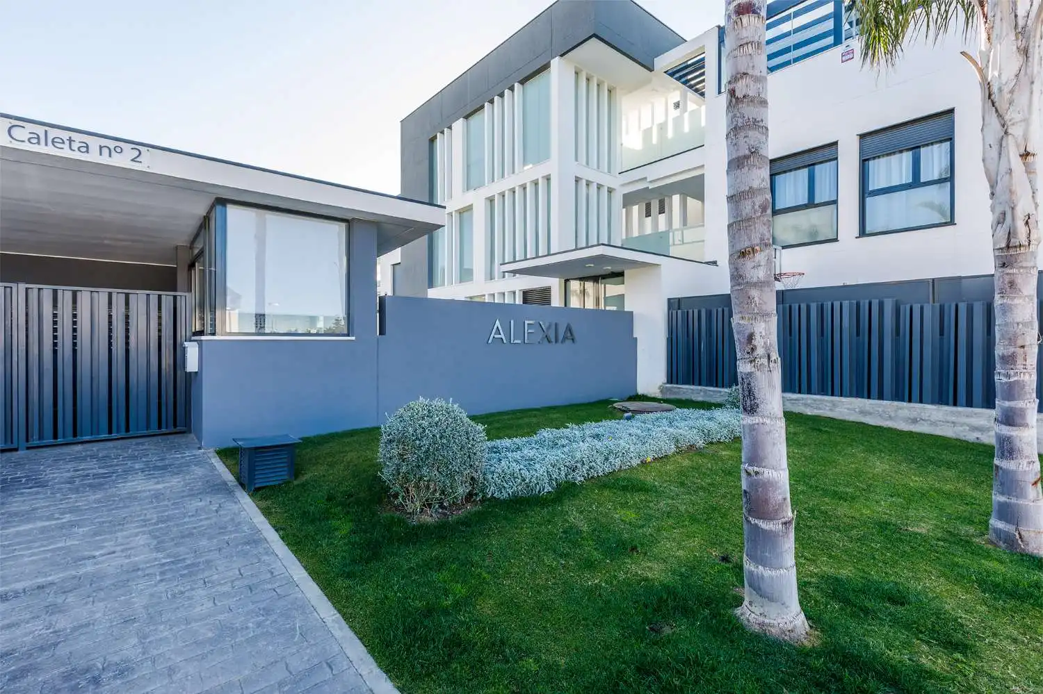 Vista exterior de Apartamento de alquiler en Vélez-Málaga con Terraza
