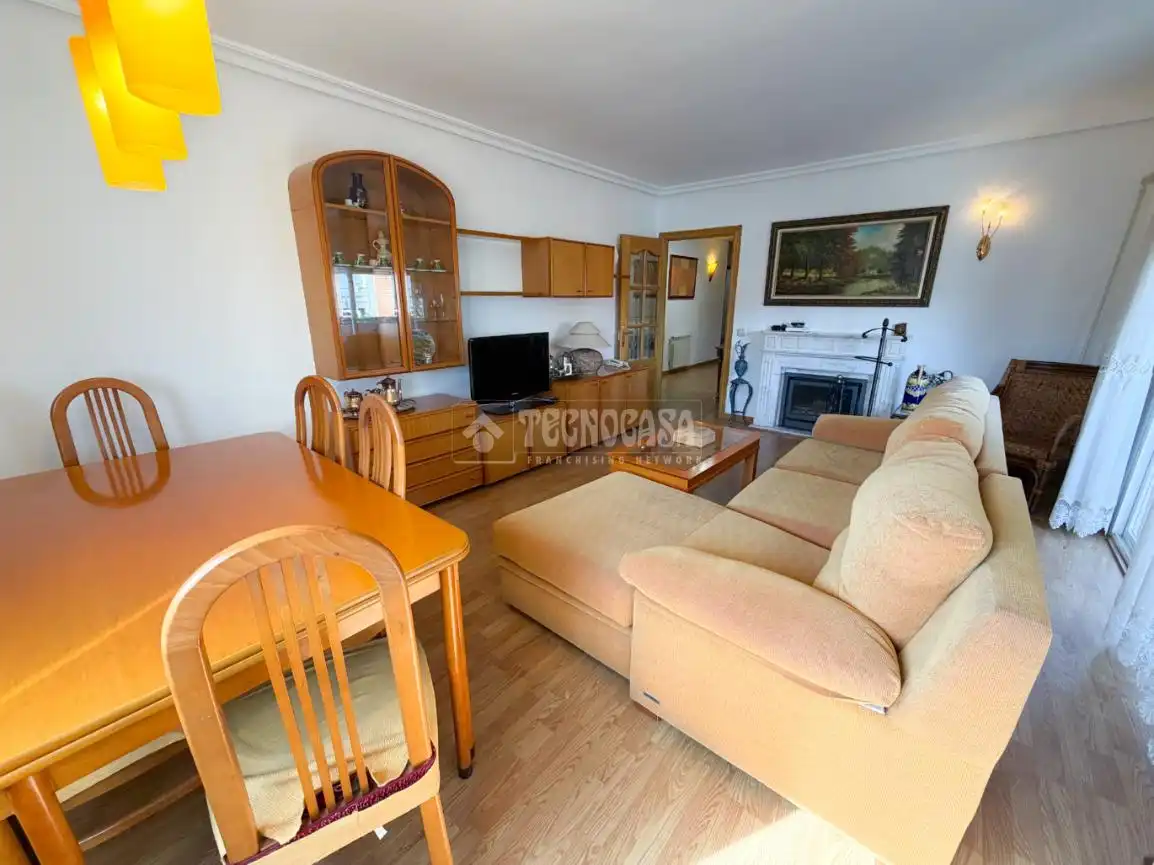 Living room of Flat for sale in Collado Villalba  with Air Conditioner, Heating and Parquet flooring
