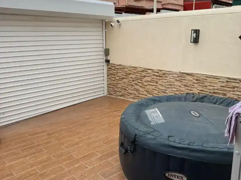 Casa adosada de lloguer en Adeje amb Aire condicionat i Moblat