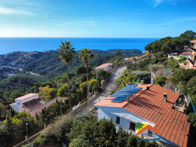 Casa-chalet en Venta en Serra Brava