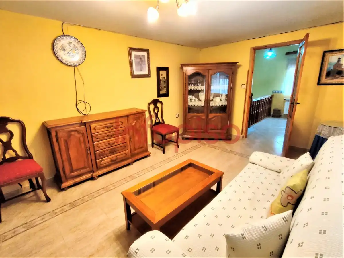 Sala d'estar de Casa o xalet en venda en Alcubillas amb Aire condicionat, Calefacció i Terrassa