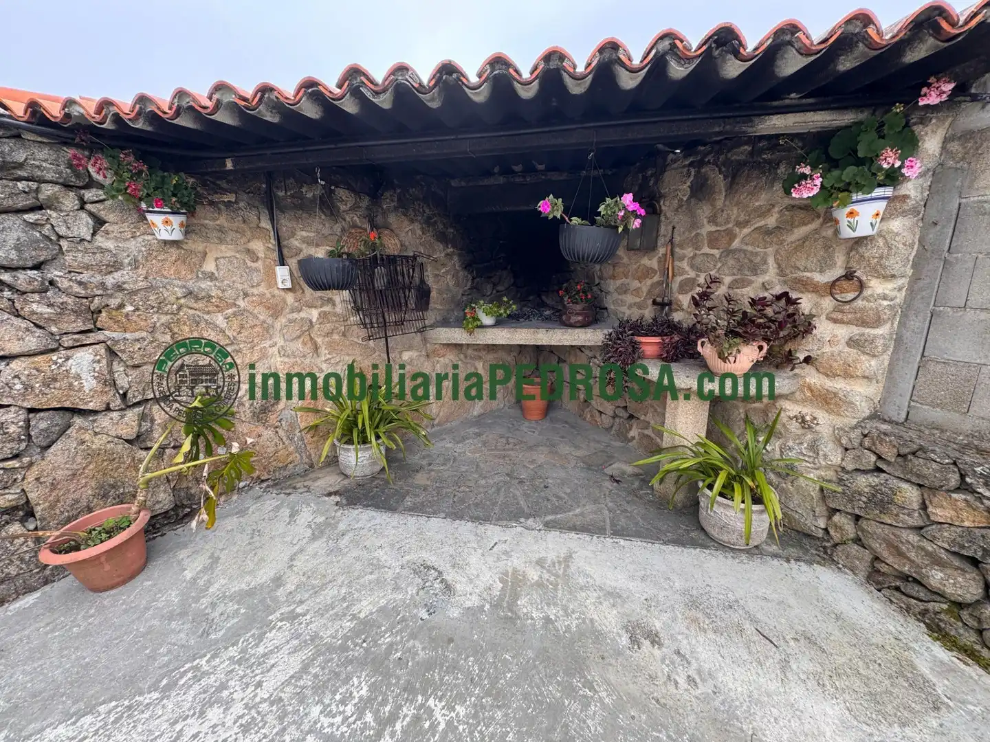 Houses for sale in PE REDONDO-S SALVADOR, San Salvador - Caeira