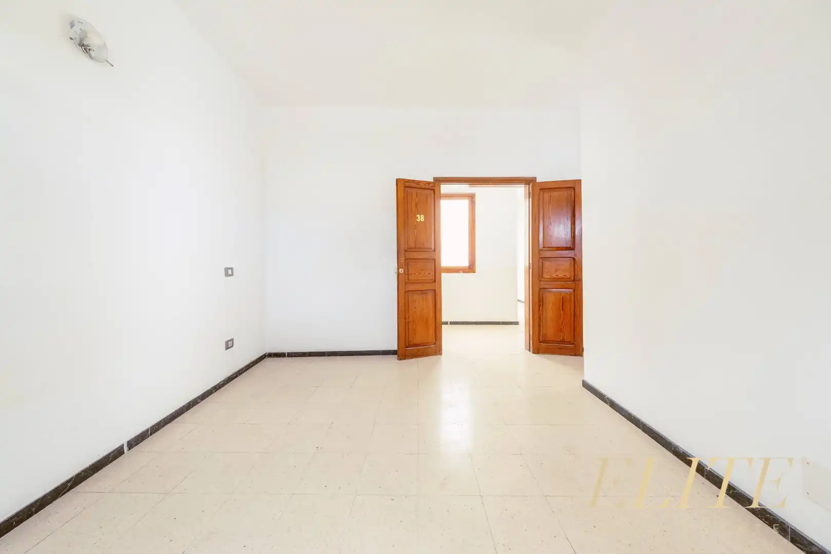 Residential for sale in Calle REYES CATOLICOS, imagen 56