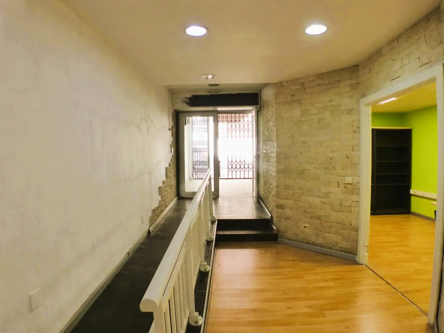 Local comercial en venda a Centro, imagen 2