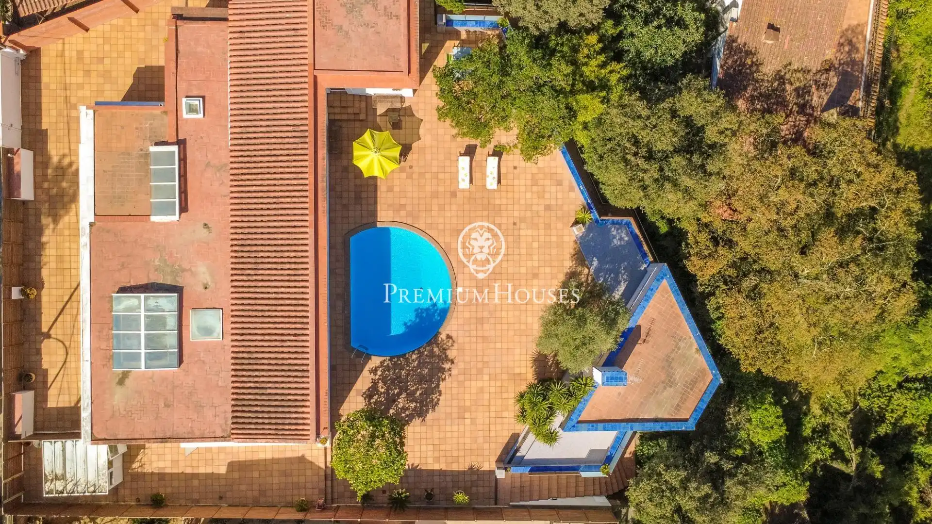 Terrace of Houses for sale in Argentona  with Air Conditioner, Heating and Swimming Pool