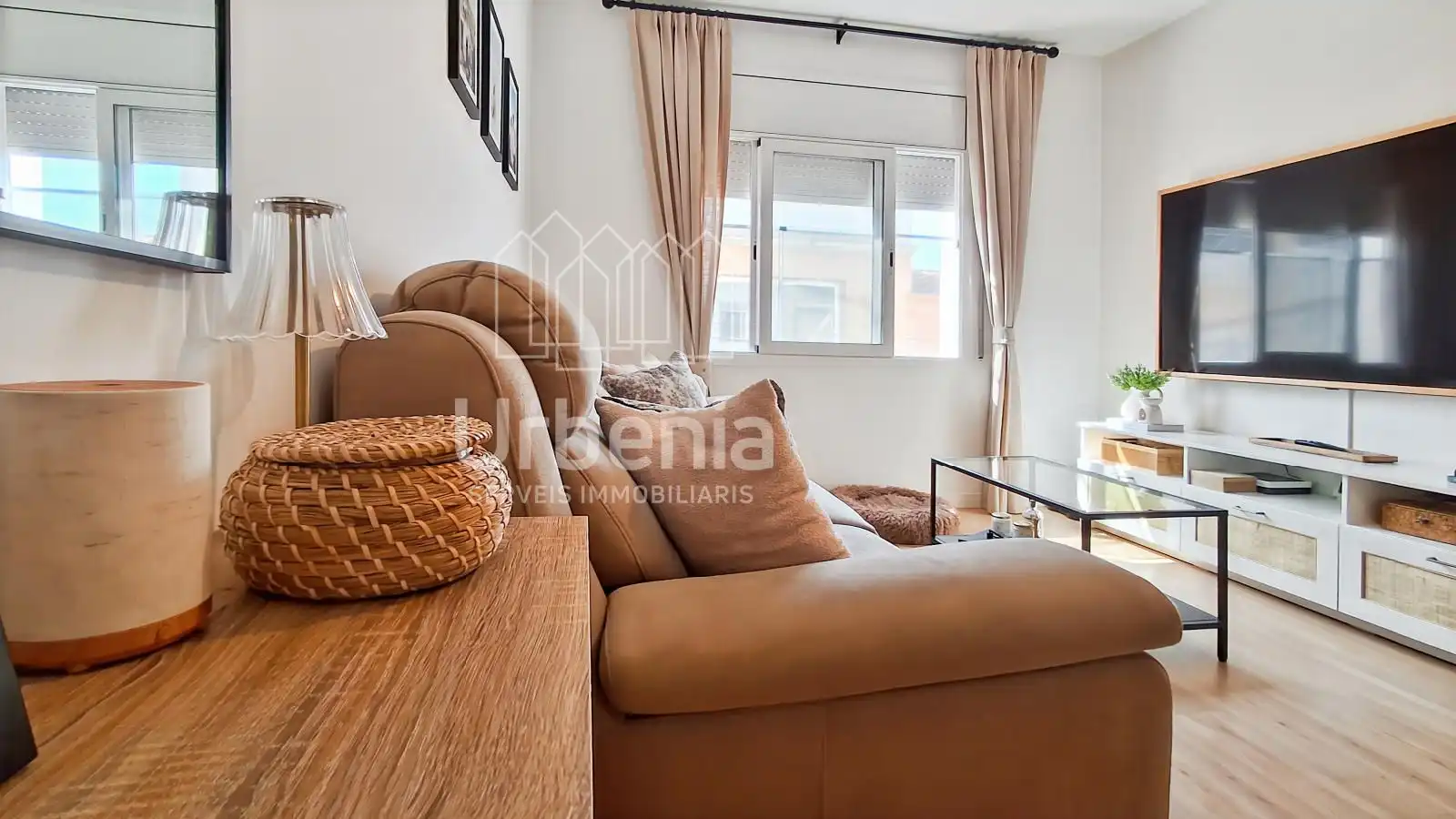 Sala de estar de Piso en venta en Mataró con Aire acondicionado, Calefacción y Terraza