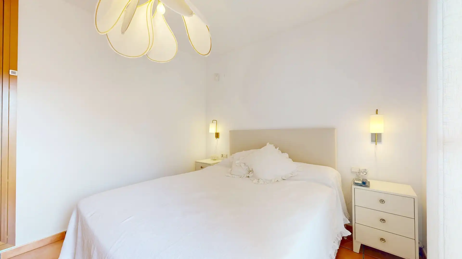 Habitación de Dúplex en venta en Valencia con Calefacción, Jardín privado y Terraza