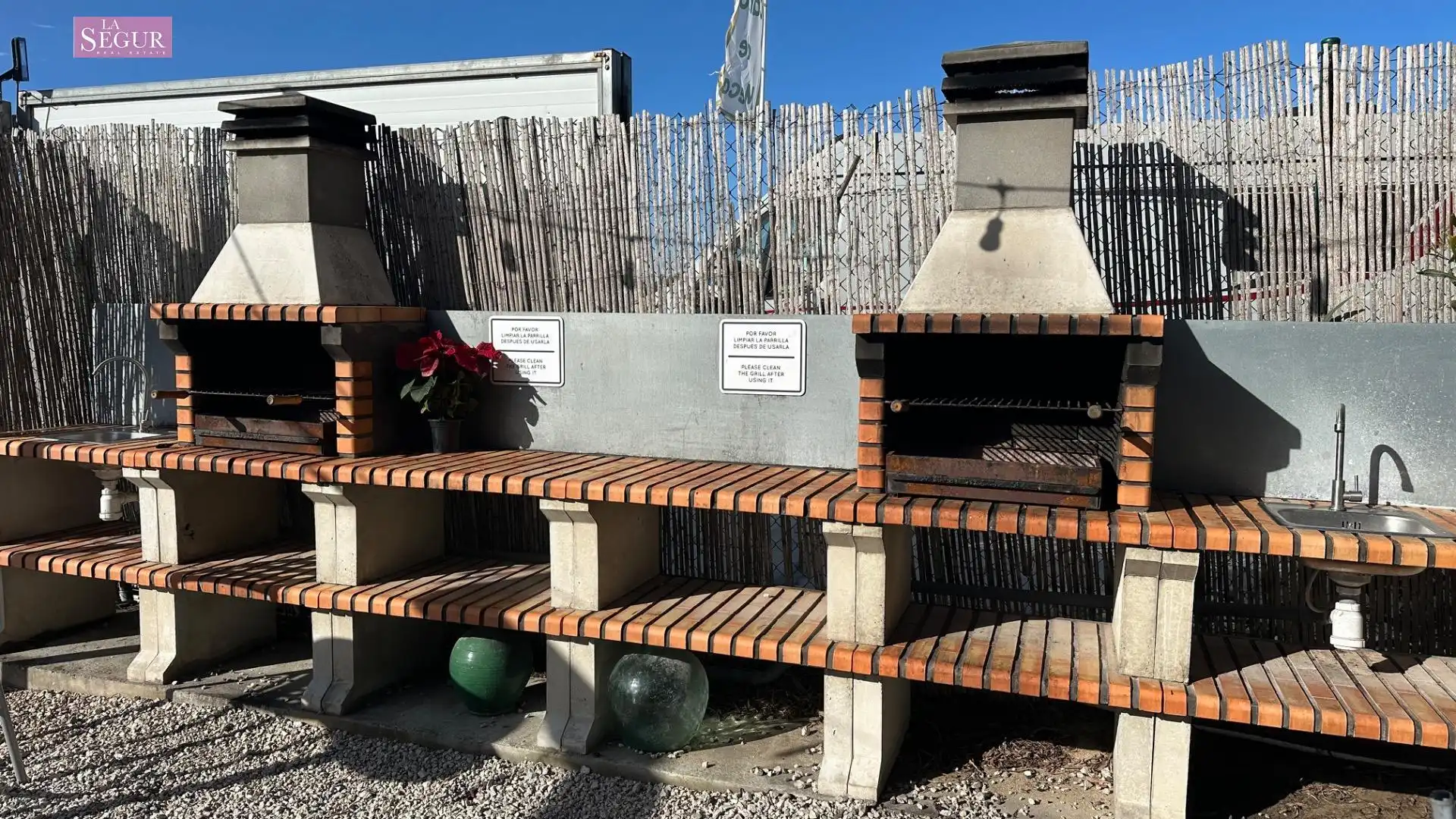 Finca rústica en venta en Barbate con Aire acondicionado, Jardín privado y Terraza