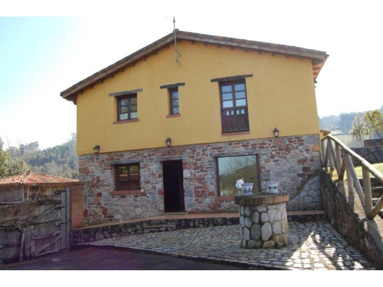 Exterior view of House or chalet for sale in Colunga  with Heating, Private garden and Terrace