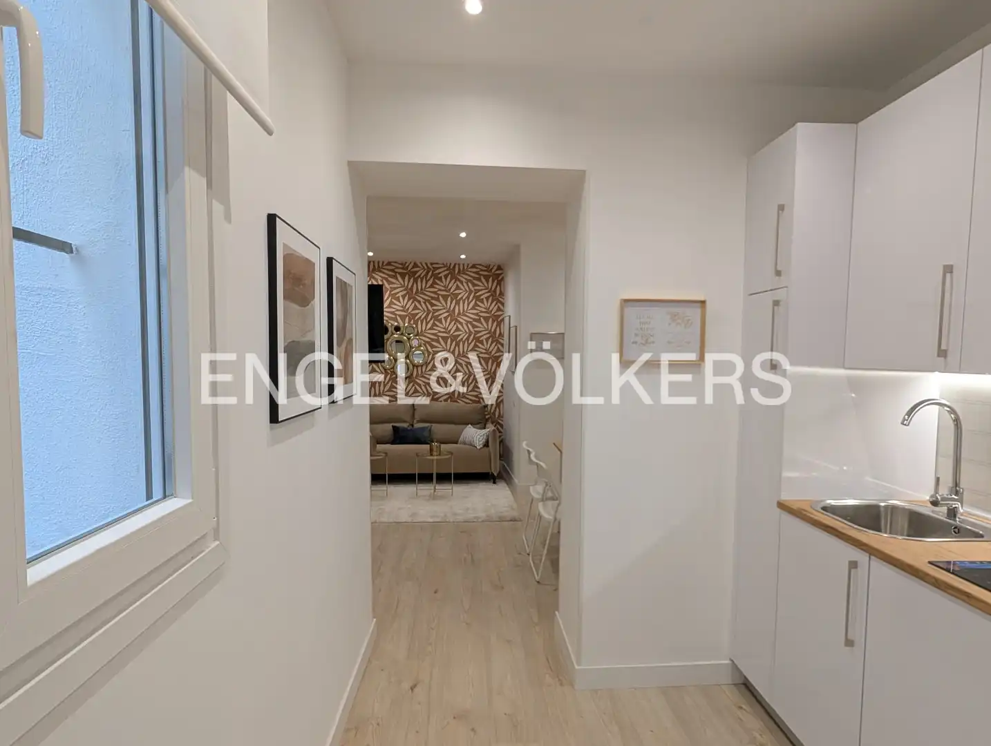 Flat for sale in  Madrid Capital  with Air Conditioner and Heating