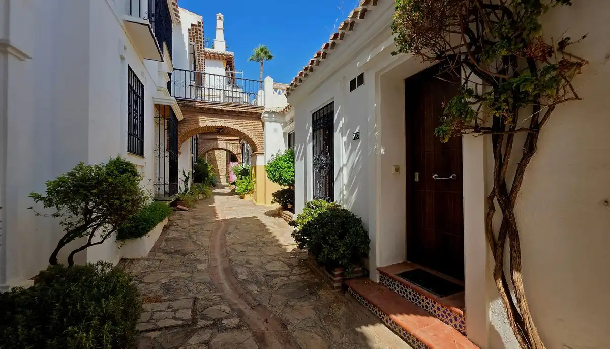 Exterior view of Houses for sale in Mijas  with Terrace and Community pool