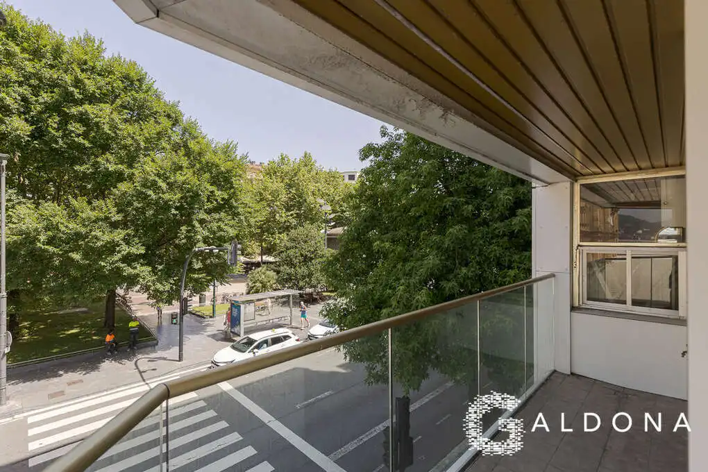 Terraza de Piso en venta en Donostia - San Sebastián  con Calefacción, Terraza y Balcón