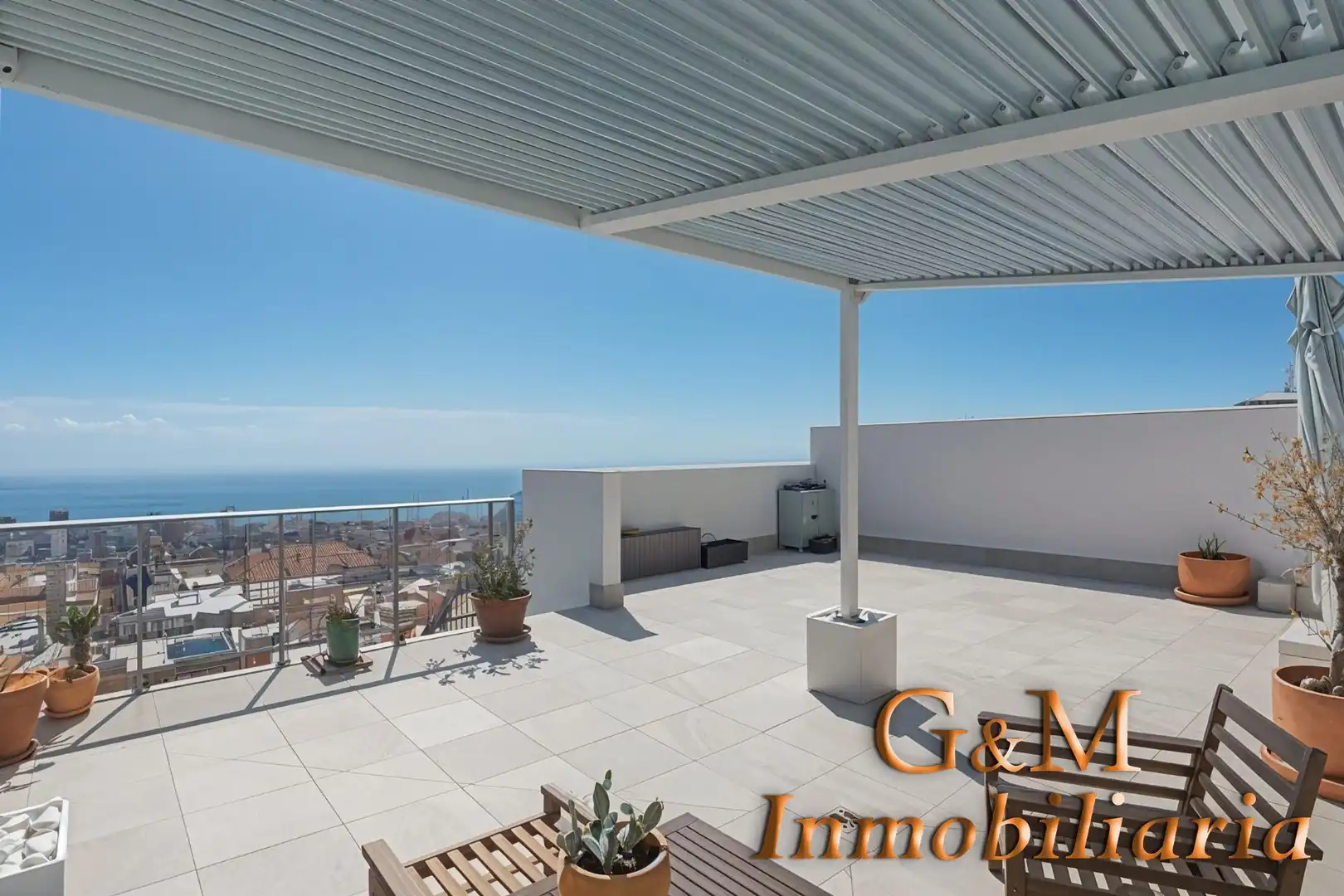 Penthouse with pool for sale in Calle MENTA