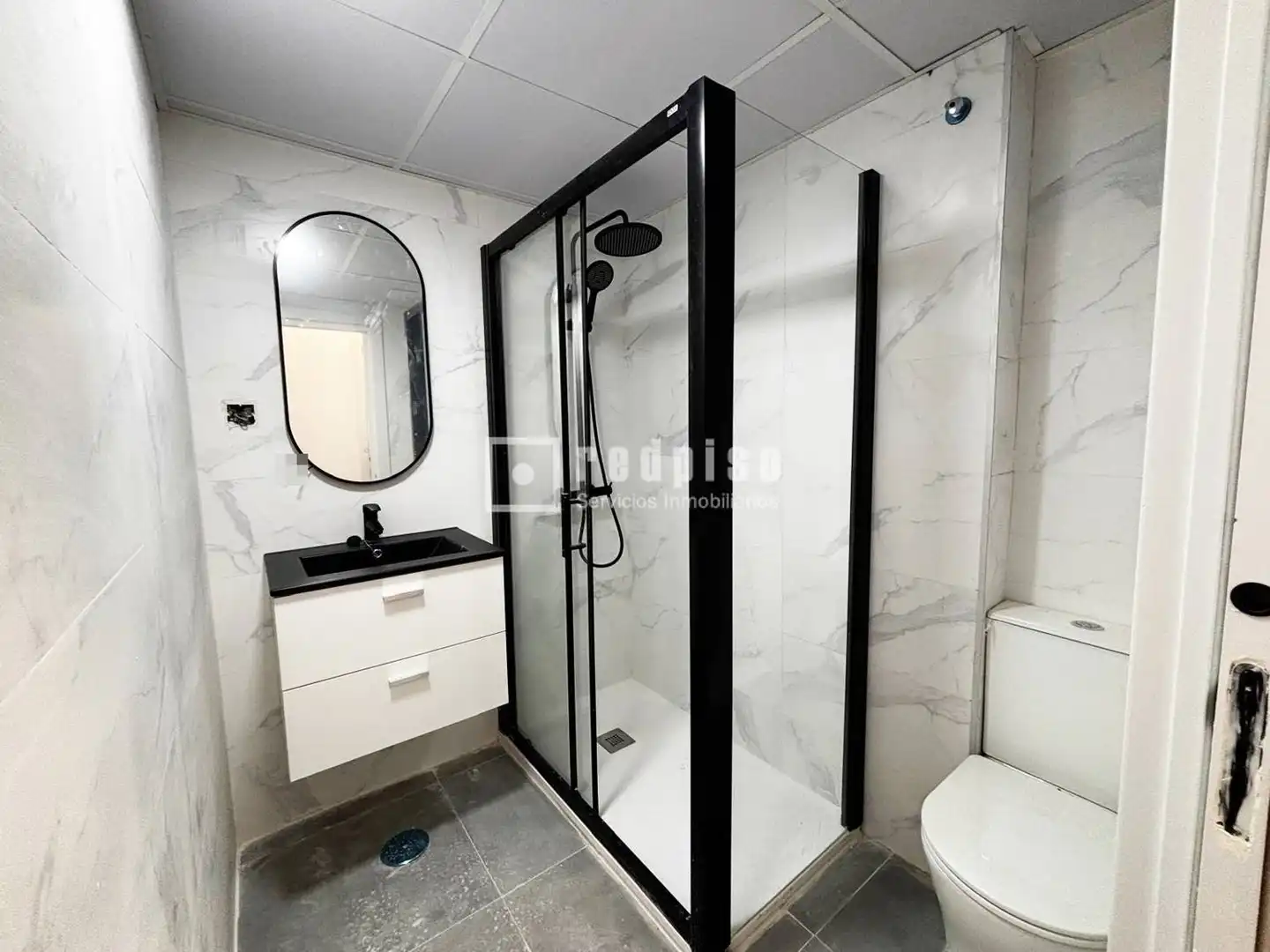 Bathroom of Flat for sale in Málaga