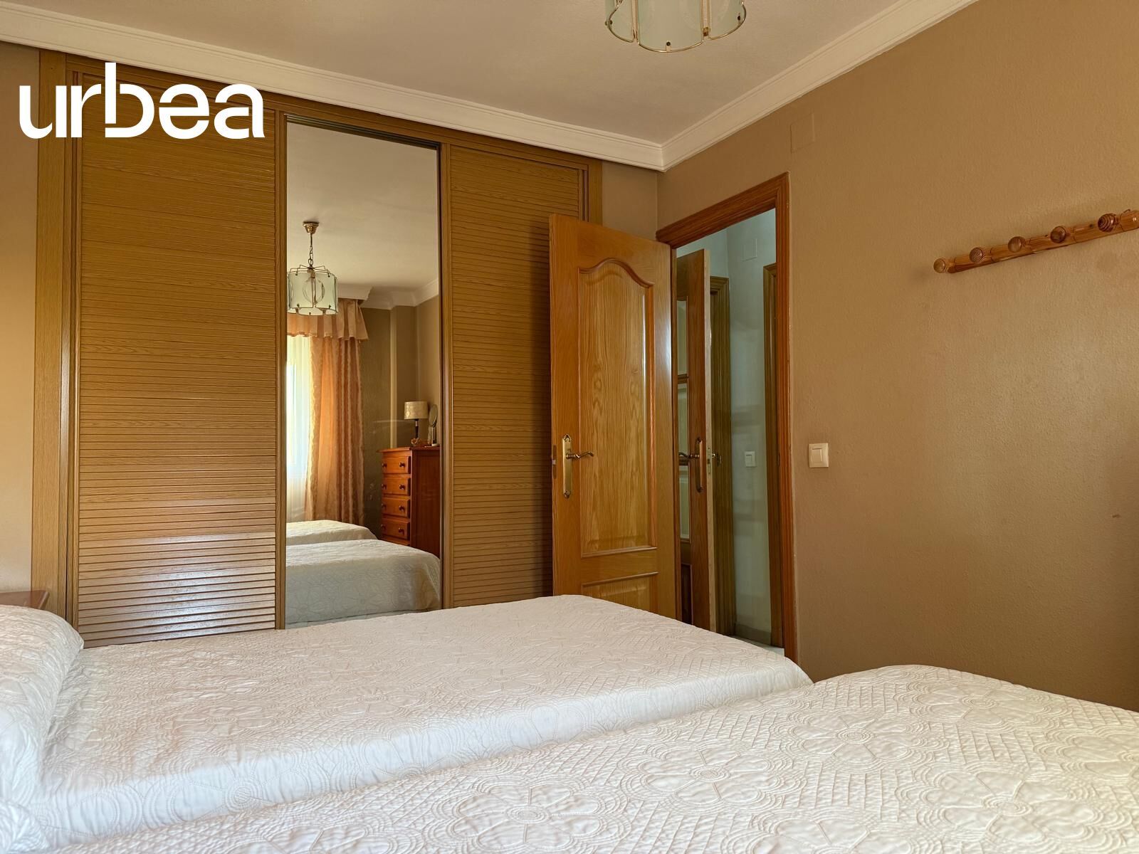 Bedroom of Flat for sale in Rincón de la Victoria  with Air Conditioner, Storage room and Furnished