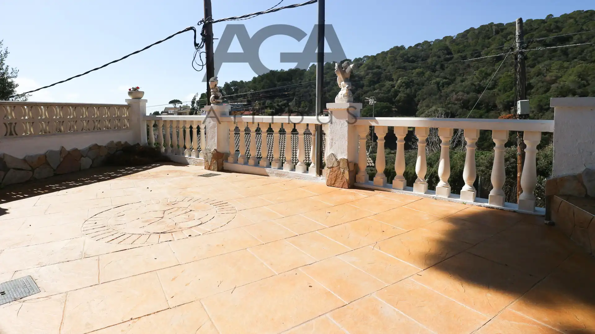 Terrassa de Casa o xalet en venda en Sant Cebrià de Vallalta amb Aire condicionat, Jardí privat i Terrassa