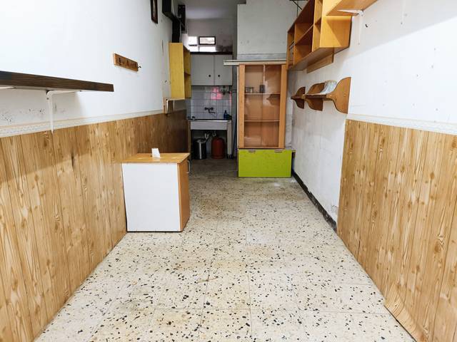 Local comercial en Venta en Elias Salaberria Kalea en Agustinak / Agustinas -  Markola