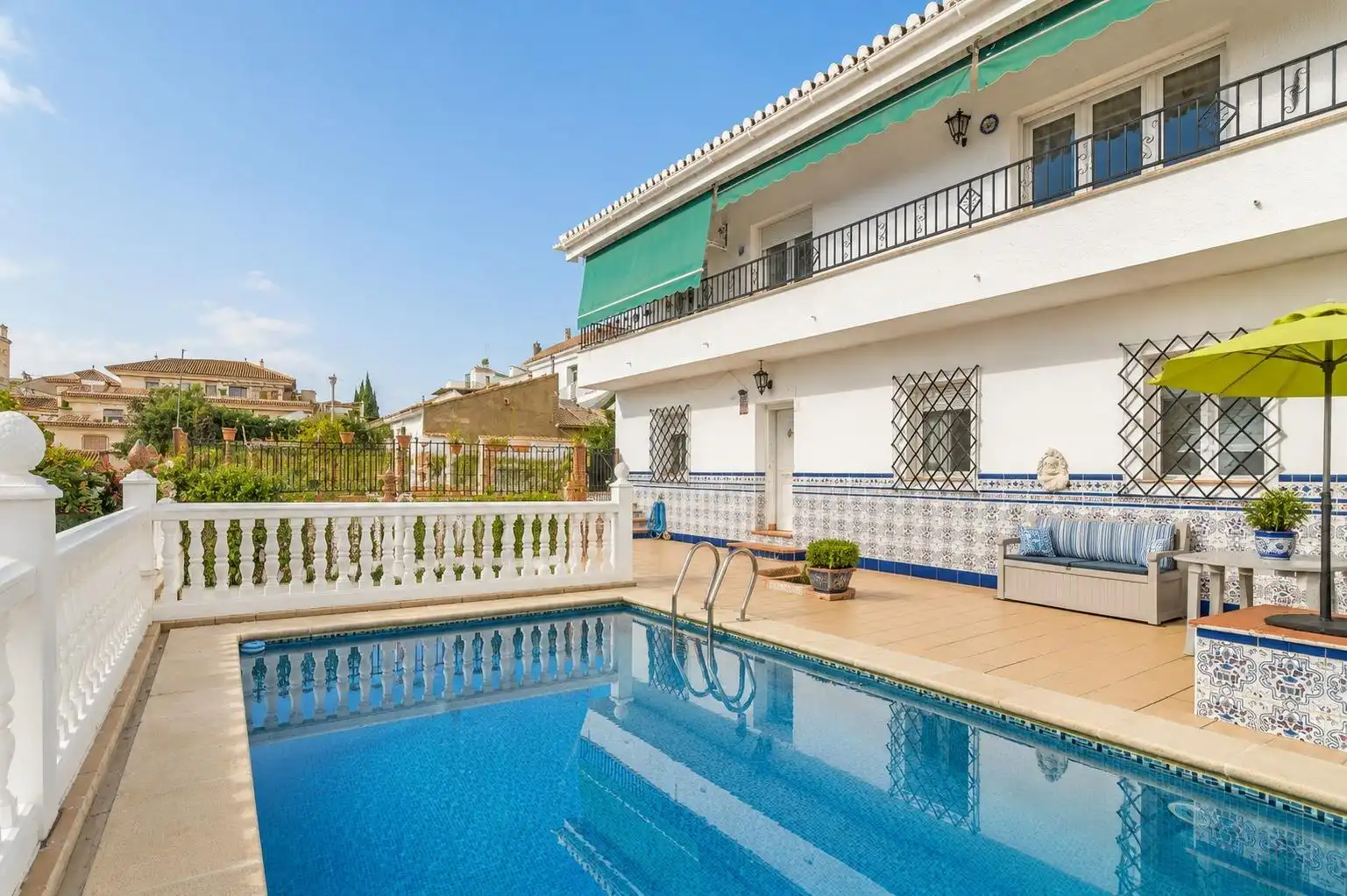 Villa mit Terrasse zum Verkauf in Calle de Bellavista, imagen 2