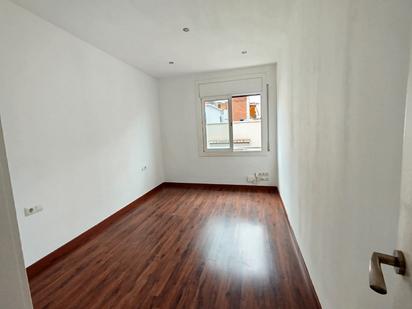 Bedroom of Flat for sale in  Barcelona Capital  with Heating