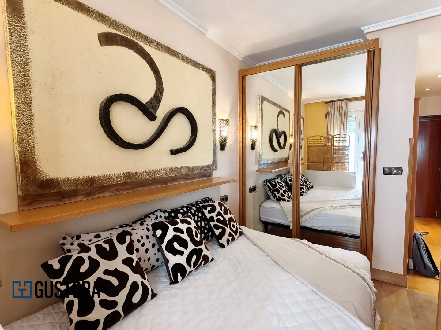 Schlafzimmer von Wohnung zum Verkauf in Donostia - San Sebastián  mit Klimaanlage, Parkett und Möbliert