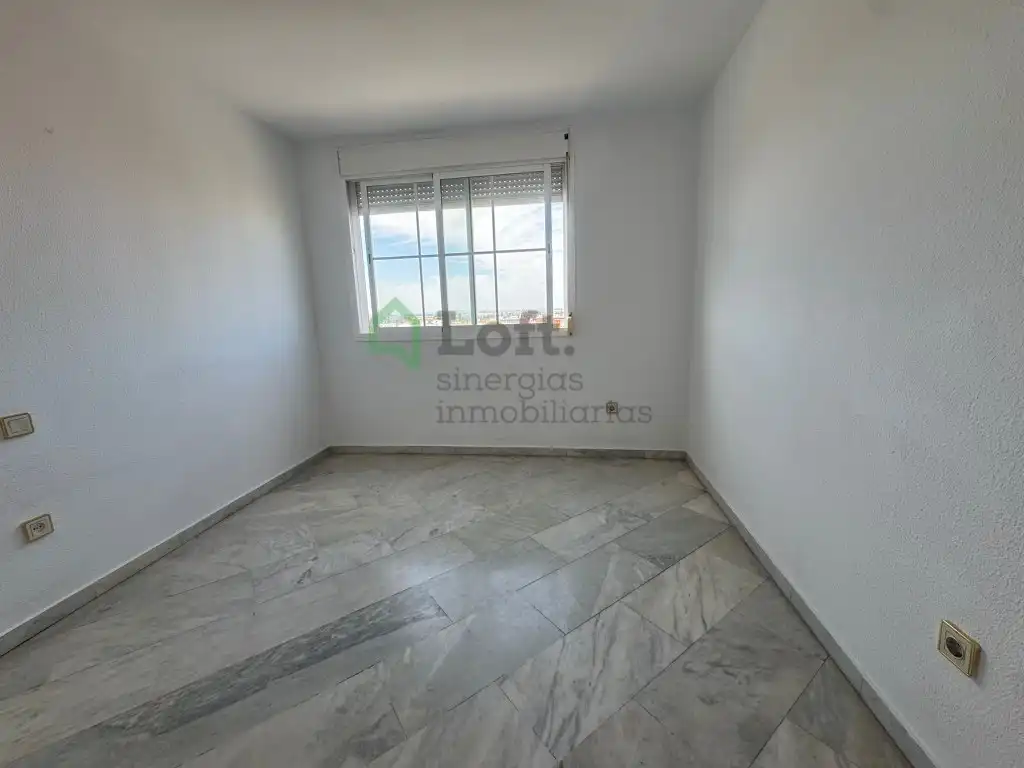 Habitación de Piso en venta en Badajoz con Balcón