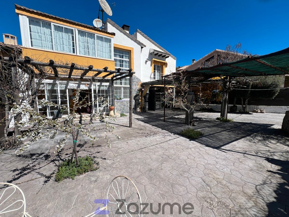 Casa o chalet de alquiler en Peñalver con Calefacción, Jardín privado y Terraza