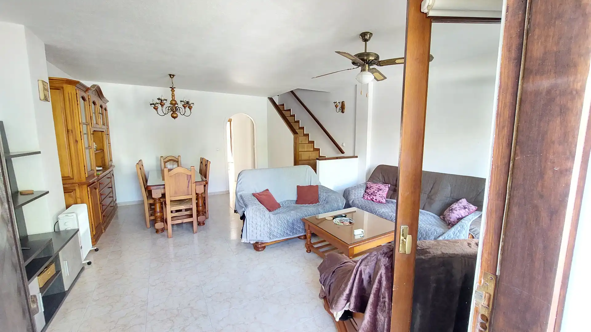 Wohnzimmer von Einfamilien-Reihenhaus zum Verkauf in Los Alcázares mit Terrasse, Möbliert und Ofen