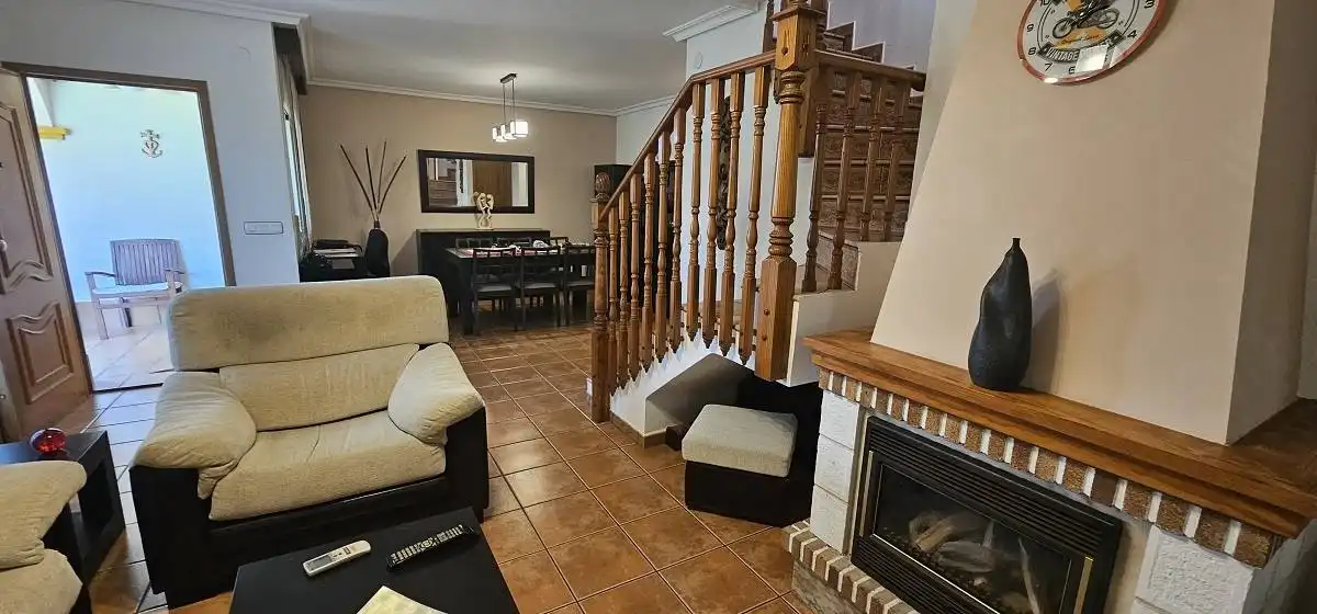 Sala d'estar de Casa o xalet en venda en Orihuela amb Aire condicionat, Calefacció i Terrassa