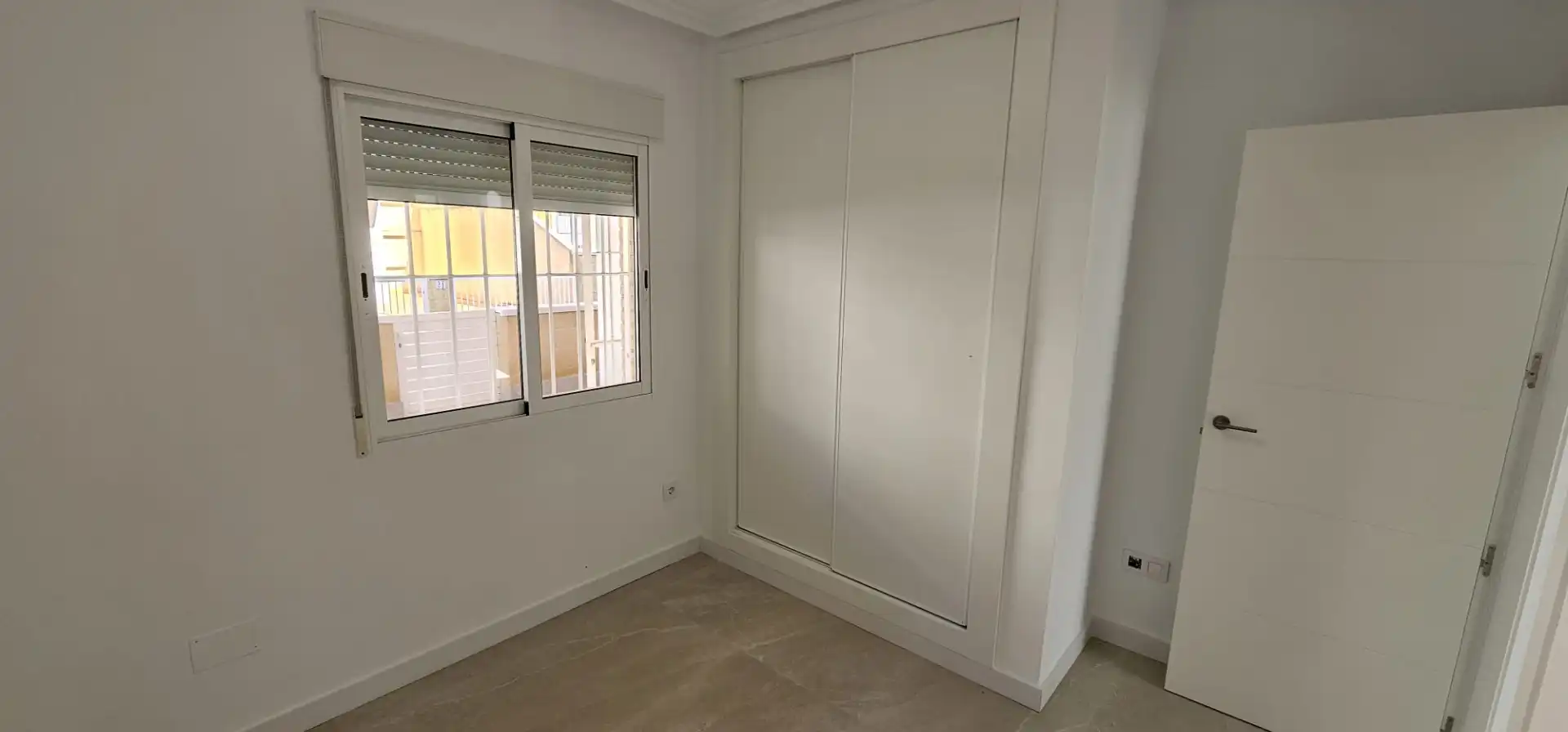 Dormitori de Casa o xalet en venda en Pilar de la Horadada amb Calefacció, Terrassa i Balcó