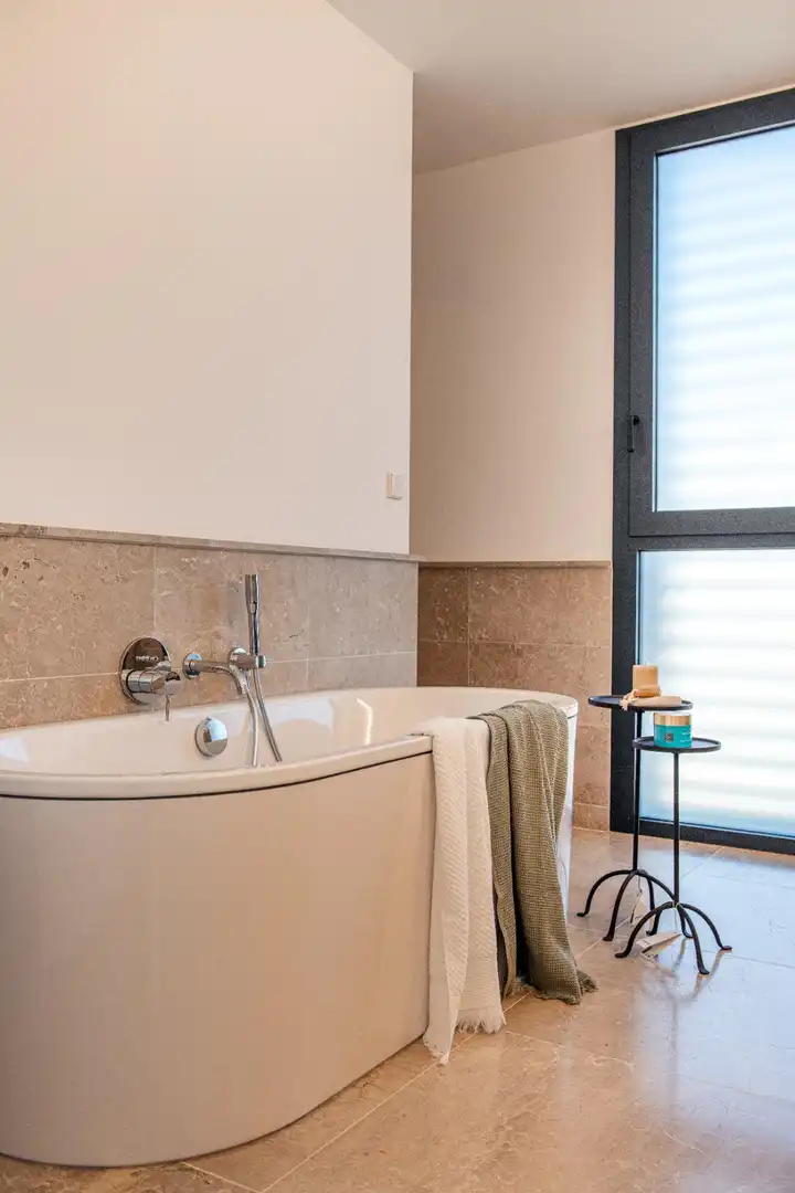 Bathroom of Houses for sale in Calvià  with Air Conditioner, Private garden and Terrace
