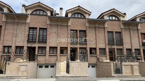 Foto 3 de Casa adosada en venda a Zelai Kalea, Altsasu / Alsasua, Navarra