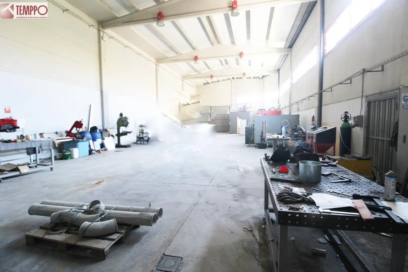 Nau industrial en venda en Sant Jaume dels Domenys
