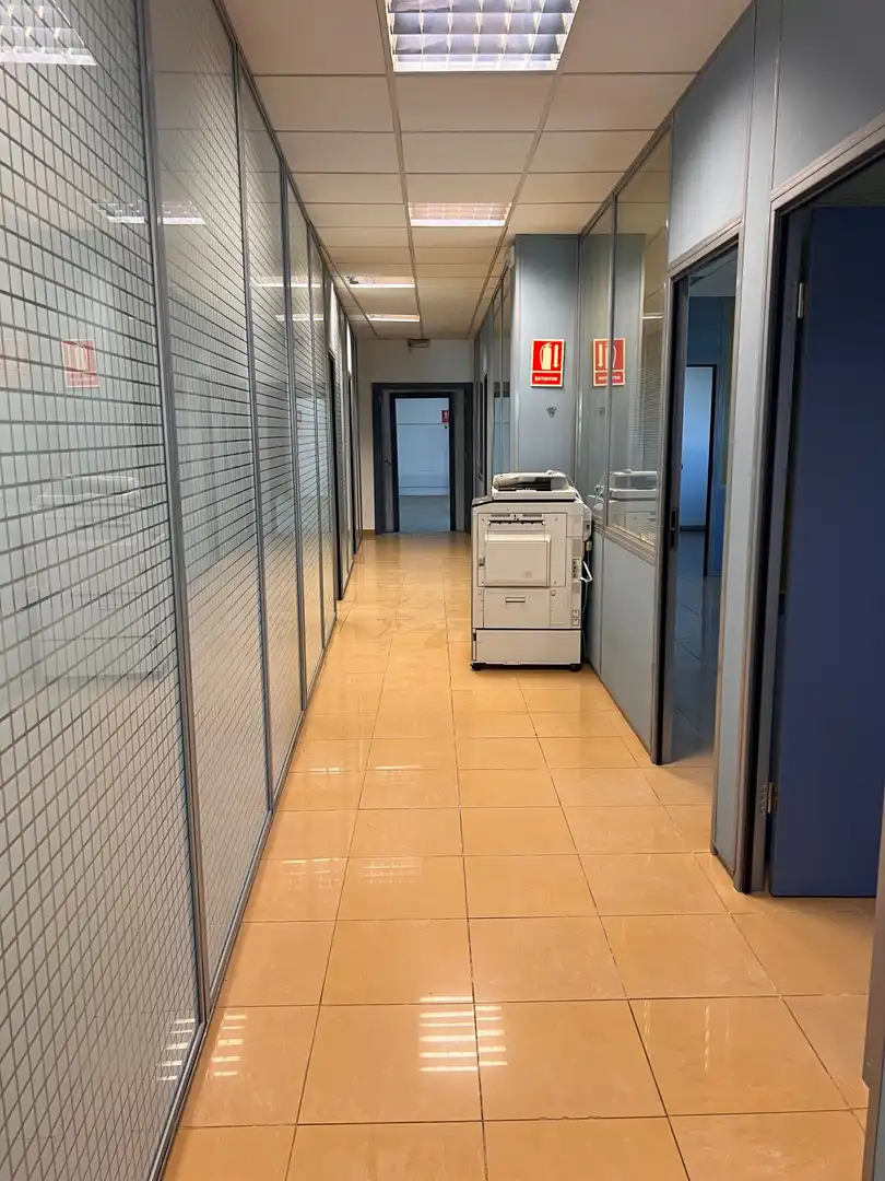 Industriegebäude zur Miete in Pilas, imagen 12