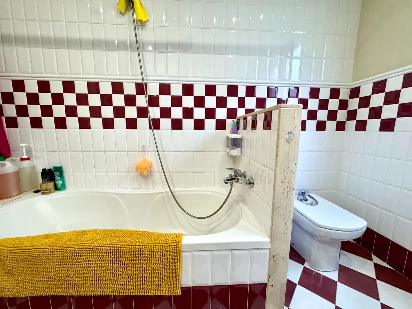 Bathroom of Flat for sale in Sueca  with Air Conditioner, Terrace and Storage room