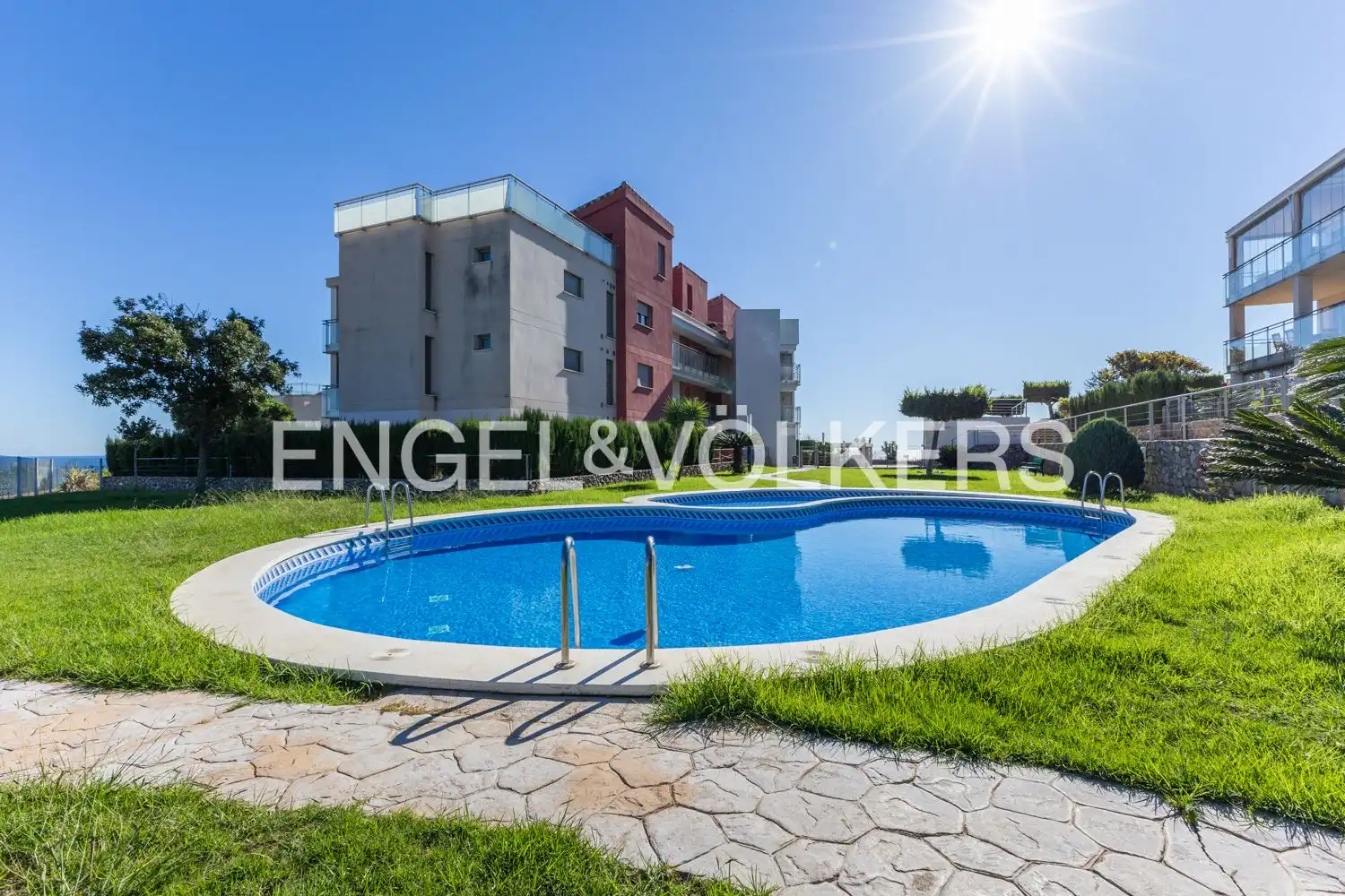 Swimming pool of Flat for rent in Oropesa del Mar / Orpesa  with Air Conditioner, Heating and Private garden