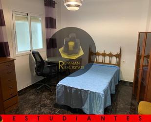 Bedroom of Flat to rent in  Granada Capital