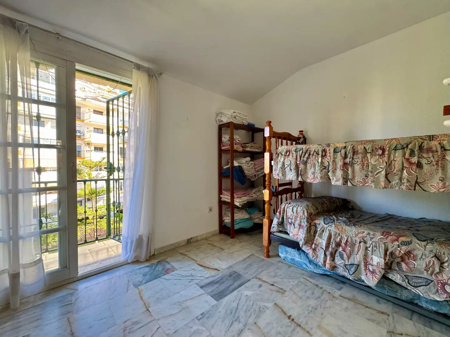 Bedroom of Detached homes for sale in Fuengirola  with Air Conditioner, Heating and Private garden