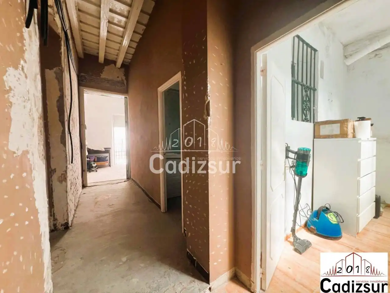 Piso en venta en Cádiz con Balcón