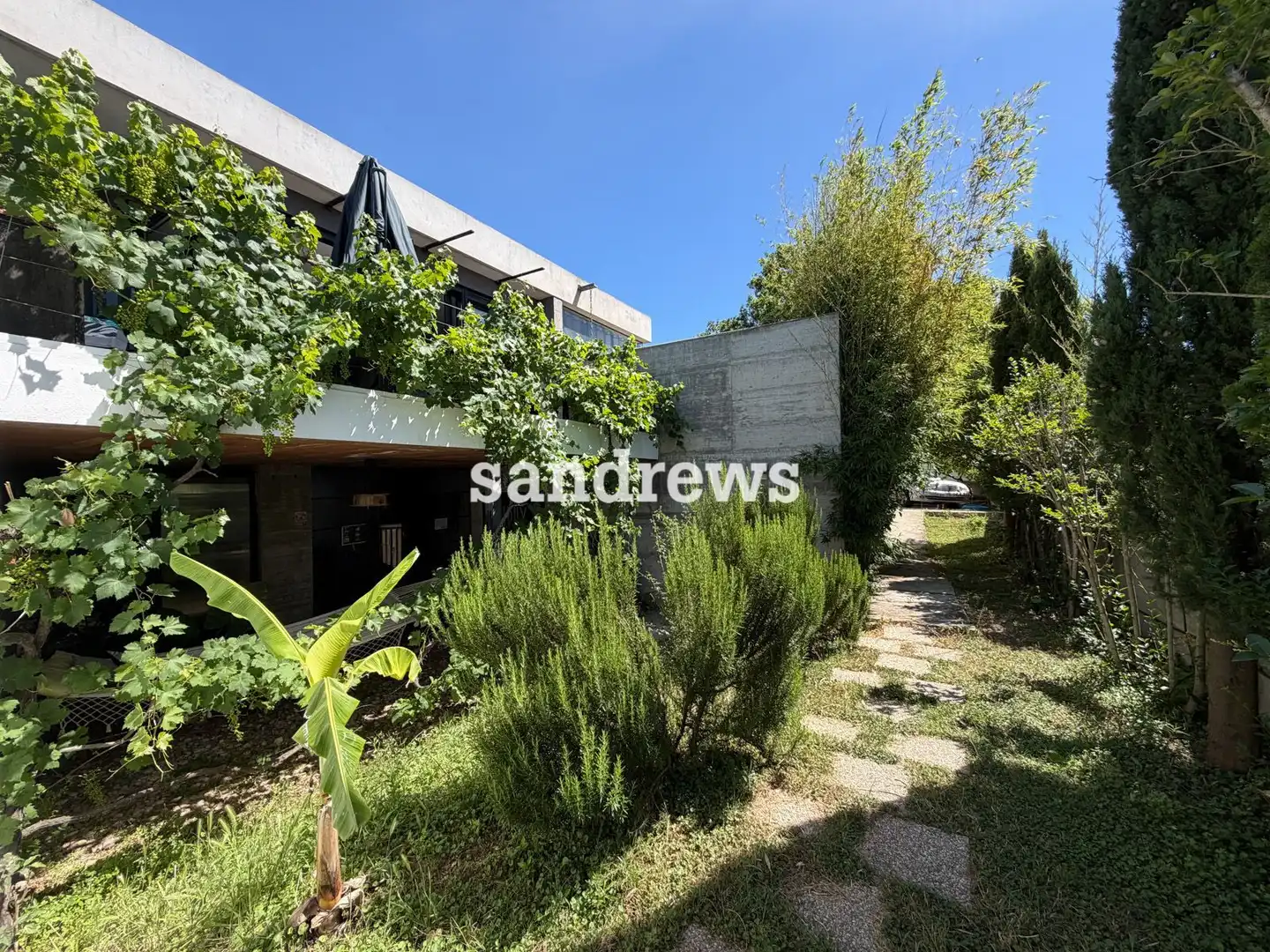 Jardí de Casa o xalet en venda en Mollet de Peralada amb Aire condicionat, Calefacció i Jardí privat