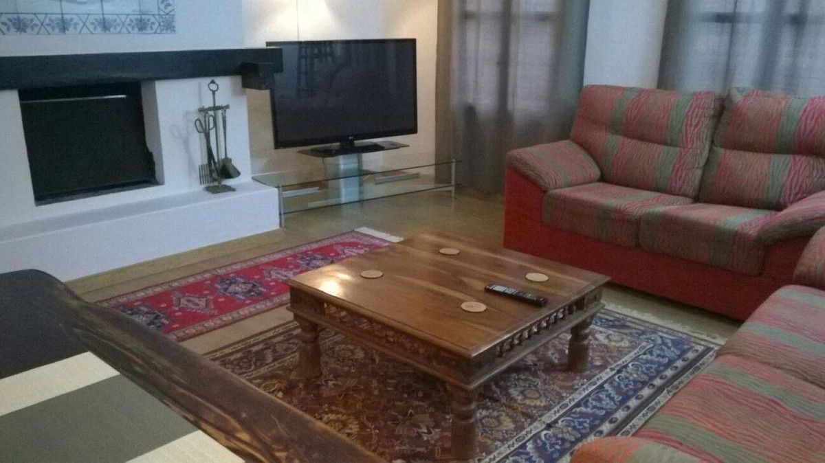 Living room of Planta baja for rent in Estepona  with Air Conditioner and Furnished
