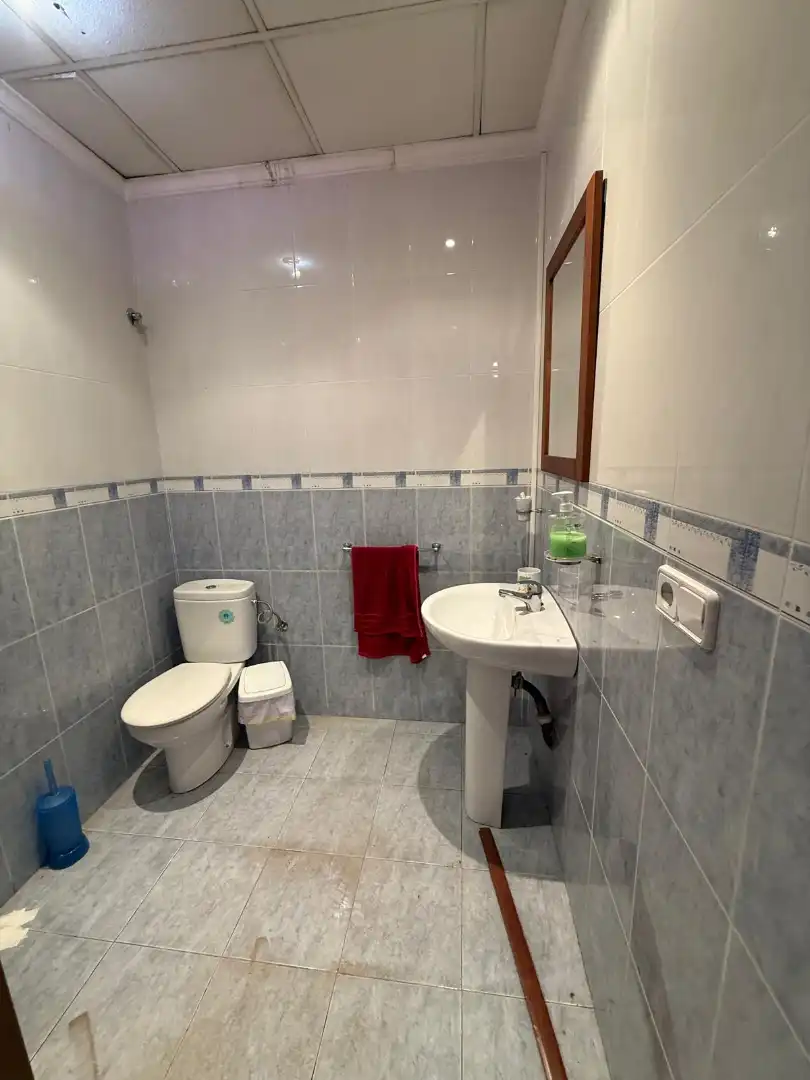 Baño de Local en venta en Alcoy / Alcoi