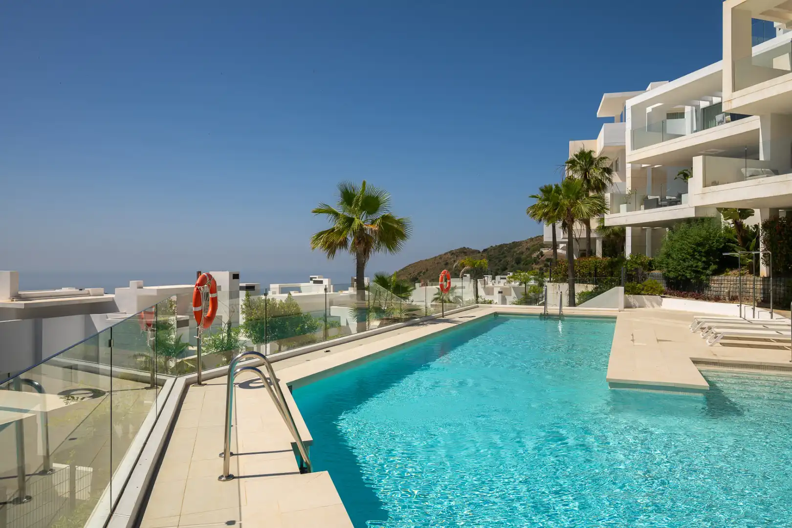 Àtic amb piscina en venda a Marbella Centro, imagen 3