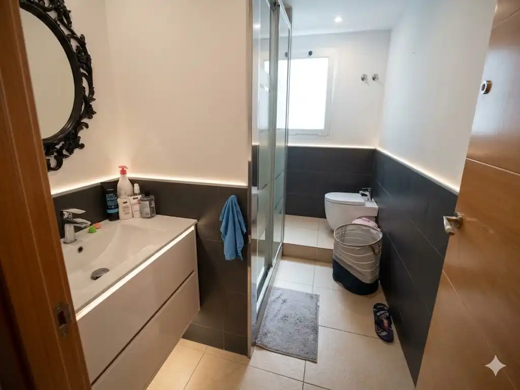 Baño de Dúplex en venta en Rubí con Terraza