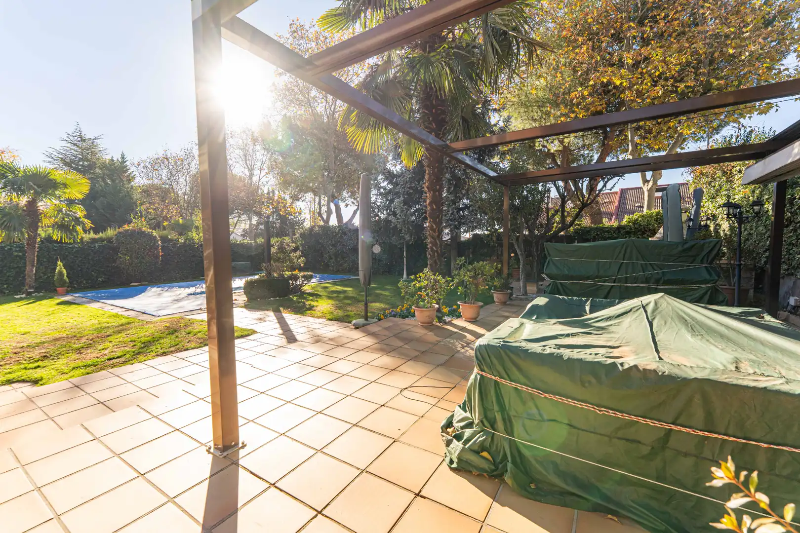 Jardí de Casa adosada en venda en Torrelodones amb Calefacció, Jardí privat i Terrassa