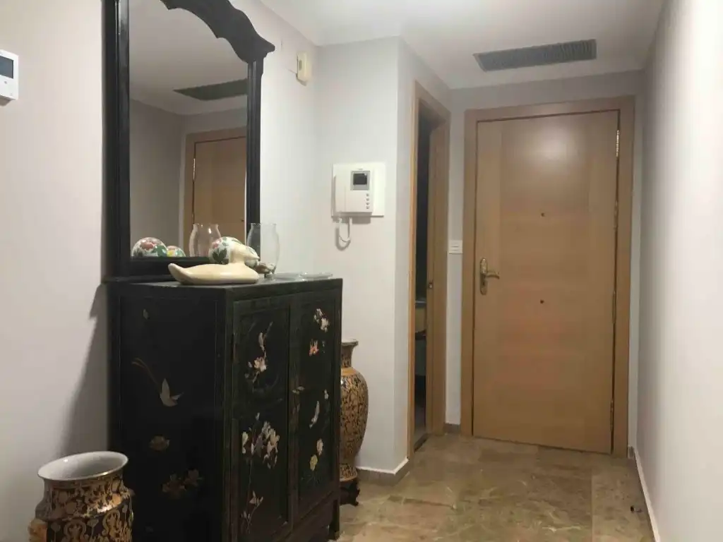 Wohnung zur Miete in Paseo Salon, San Matías - Realejo