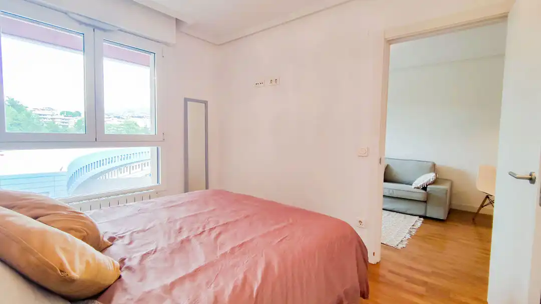 Schlafzimmer von Wohnung zum Verkauf in Donostia - San Sebastián  mit Heizung und Möbliert
