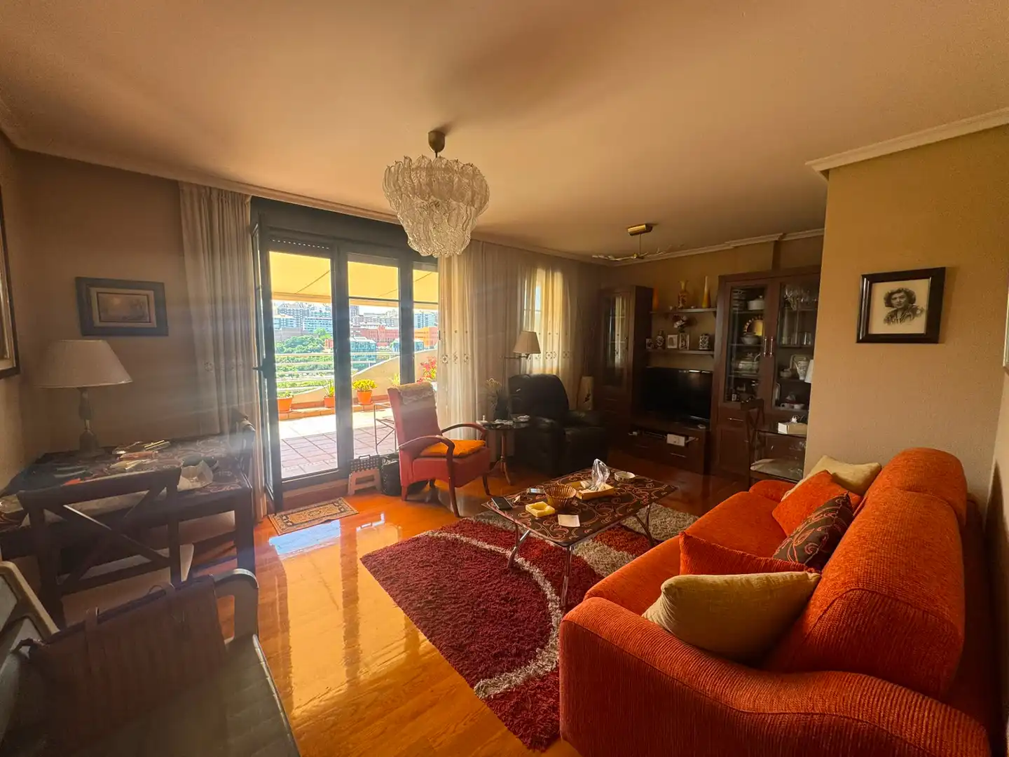 Sala d'estar de Pis en venda en Santander amb Calefacció, Parquet i Terrassa
