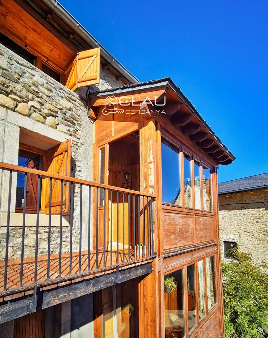 Terraza de Dúplex de alquiler en Latour - de - Carol con Calefacción, Parquet y Terraza