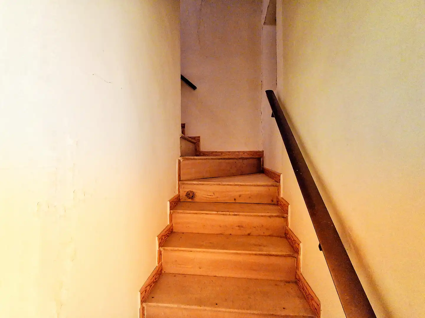 Detached homes for sale in La Vid y Barrios   with Private garden and Furnished